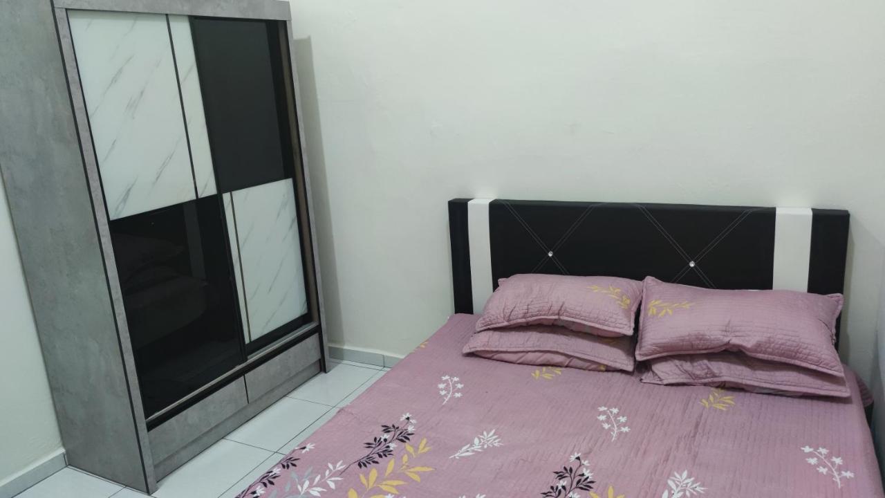 Home Stay Adams Pasir Gudang Dış mekan fotoğraf