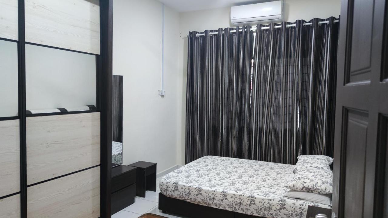 Home Stay Adams Pasir Gudang Dış mekan fotoğraf